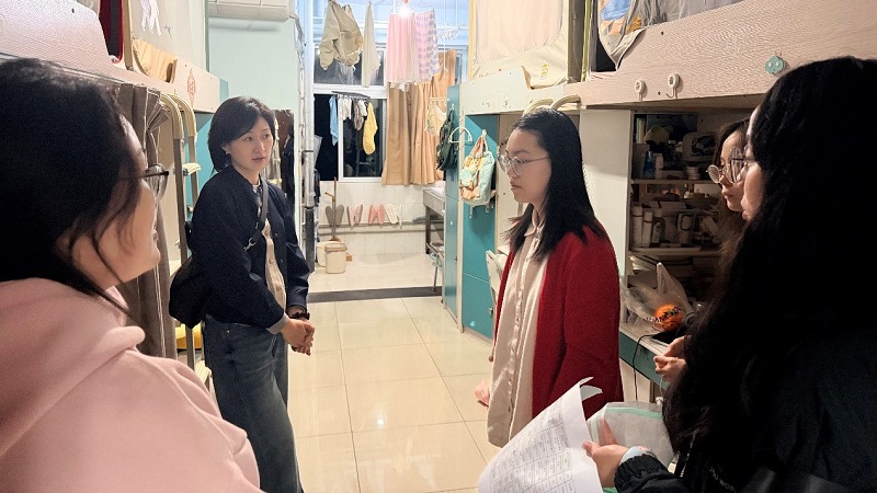 美视电影学院开展学生宿舍走访活动