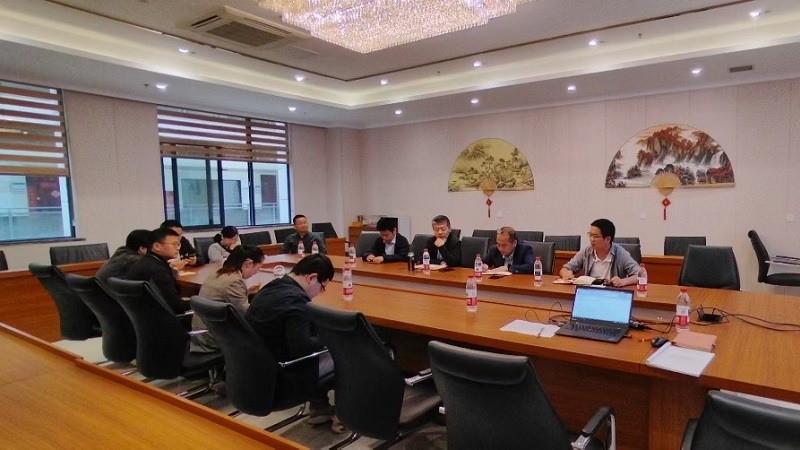 化学化工学院召开实验室技术安全委员会会议暨五一节前实验室安全大检查